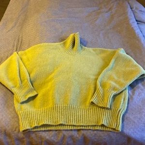 Babaa Jumper no 17 in Olivera, bright green oversized - price firm d/t Posh fees